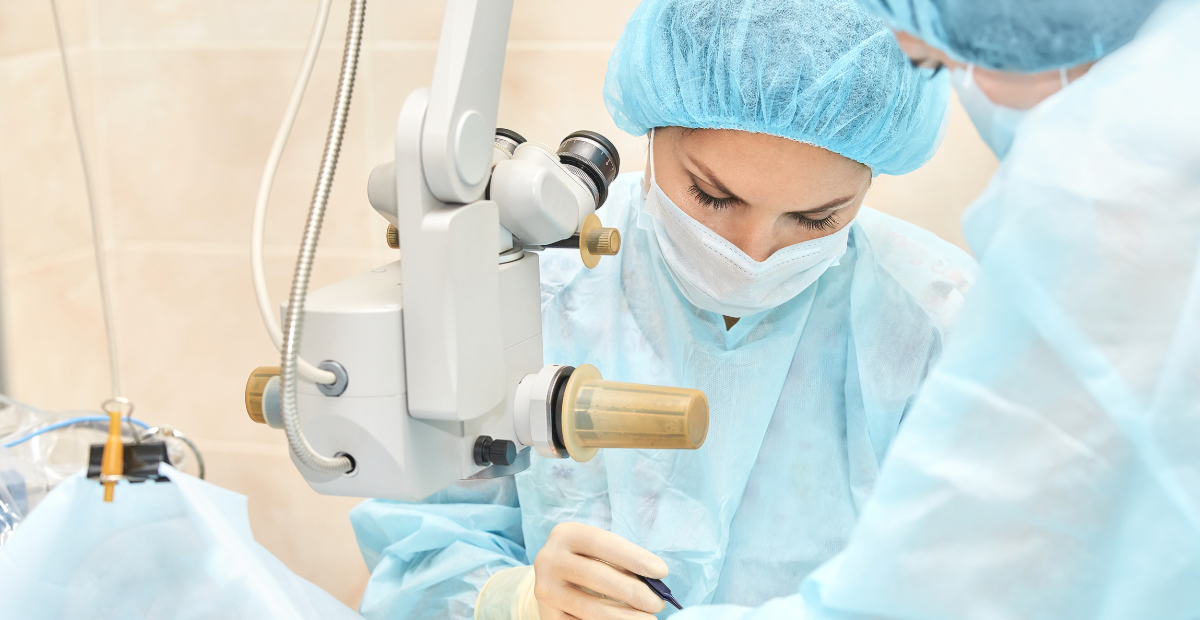 perbandingan-risiko-pemulihan-dan-biaya-lasik-relex